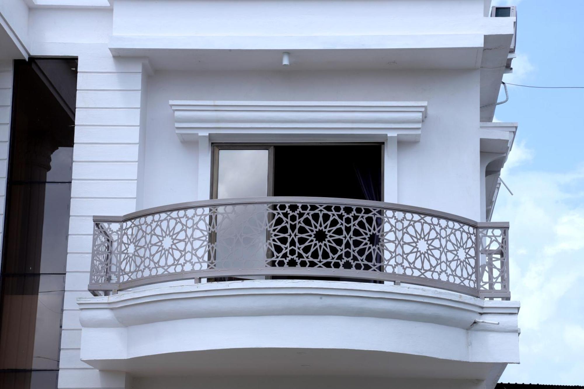 Hotel Grand Khuldabad 외부 사진